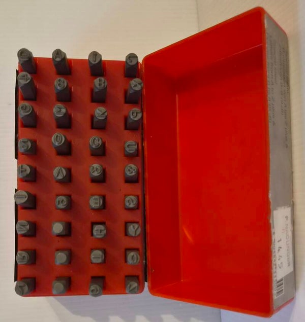 Schlagbuchstaben- & Nummern-Set 36tlg.