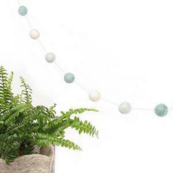 Guirlande met pompom