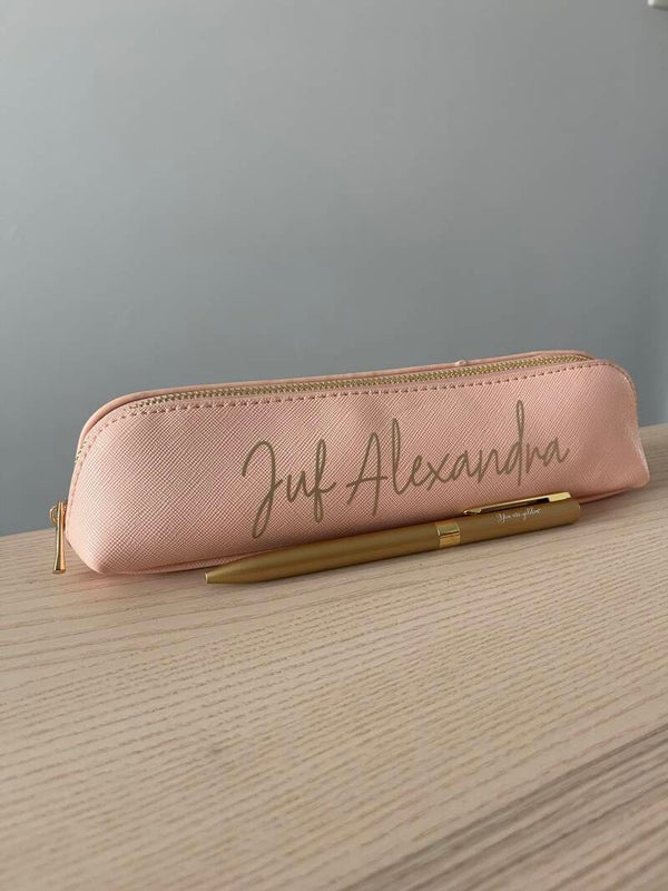 Pennenzak met gouden pen