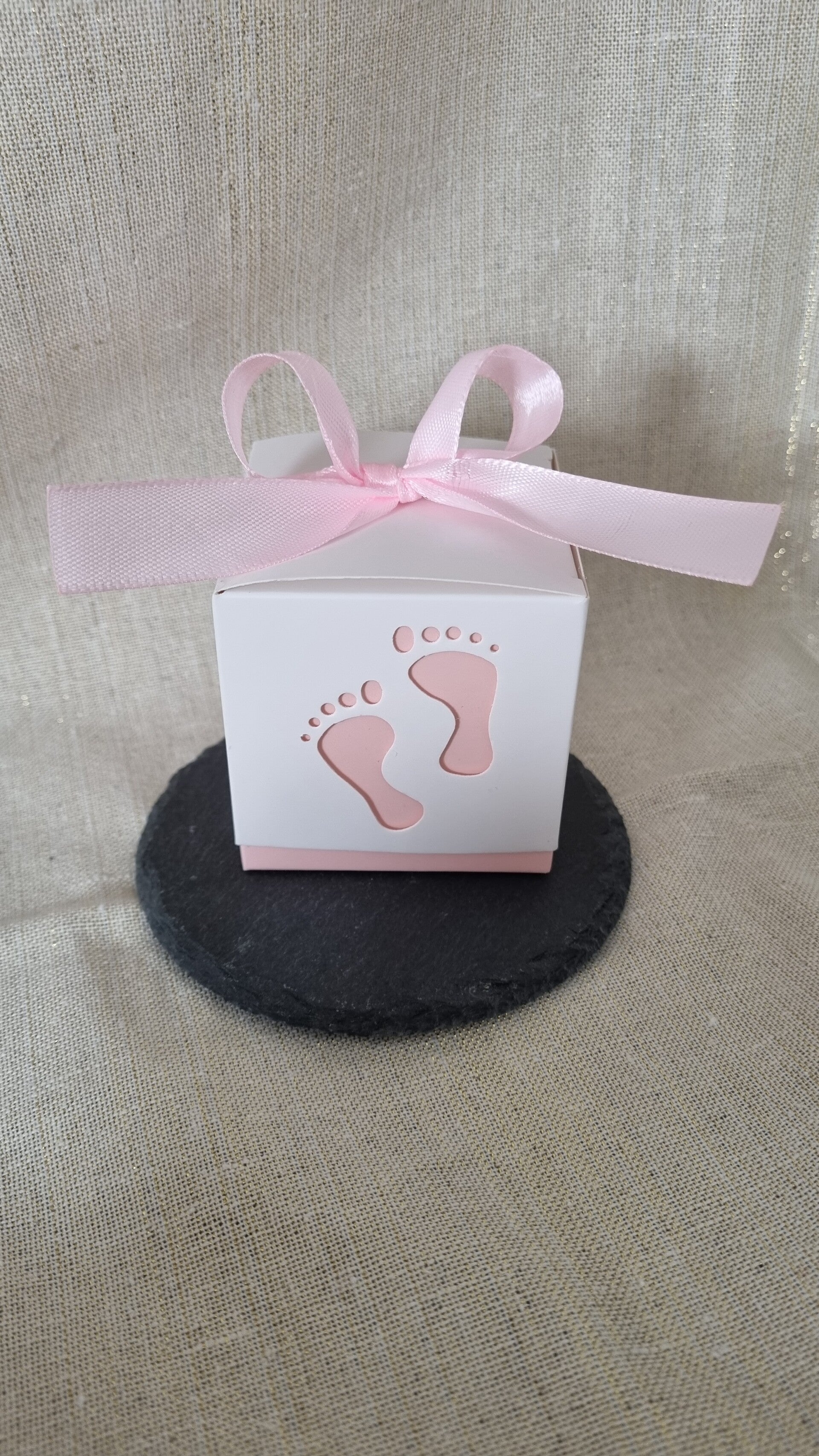 Cadeau verpakking voetjes roze