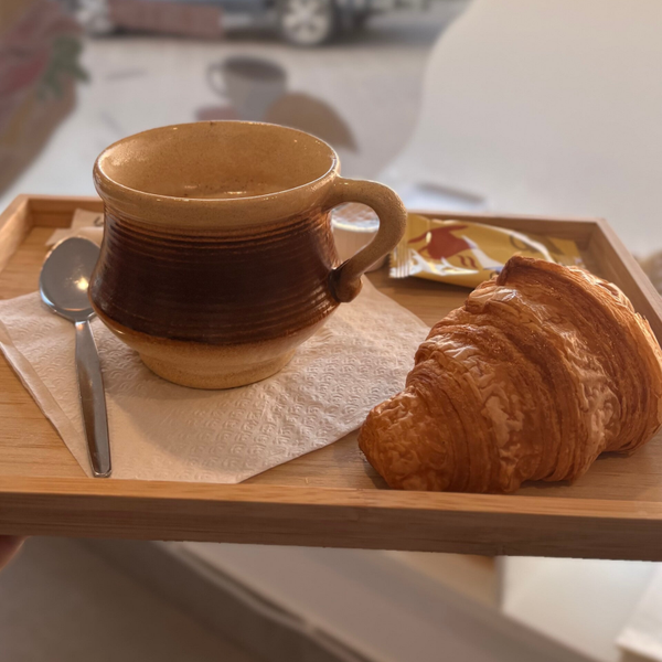 café + 1 viennoiserie