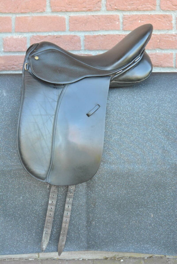 Sattlerei Frahm Dressursattel