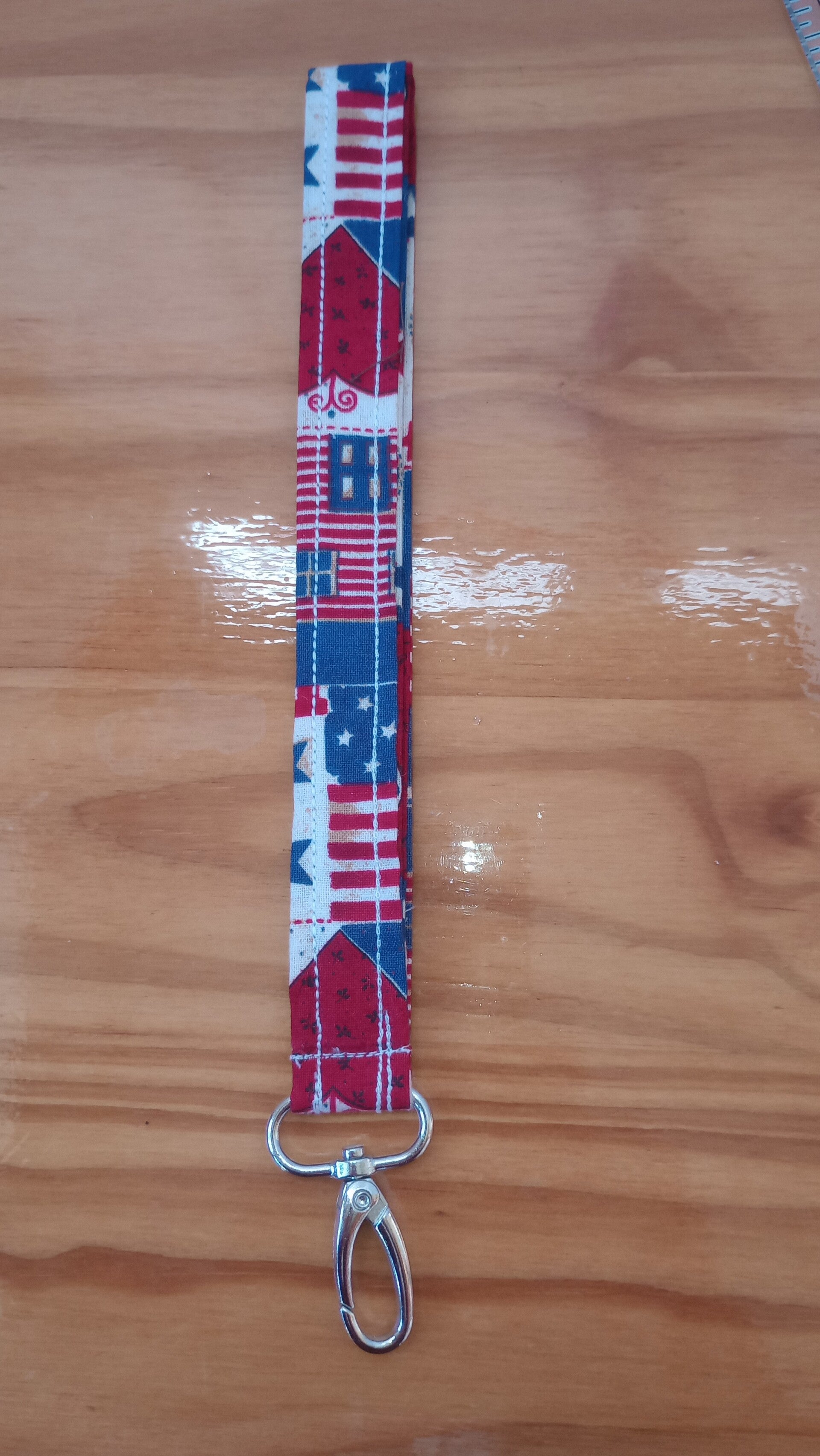 Patriotic keychain A1
