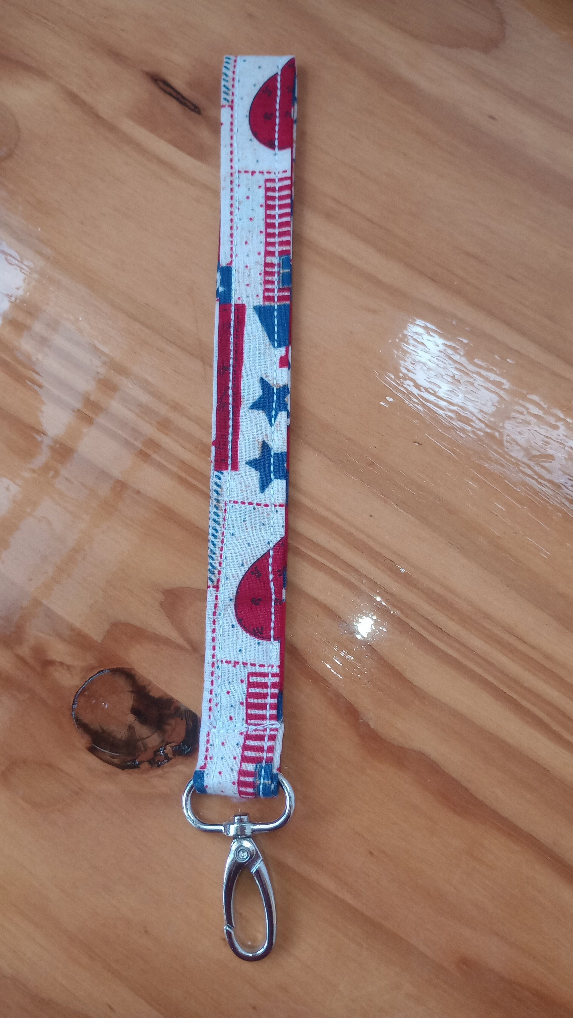 Patriotic keychain A3