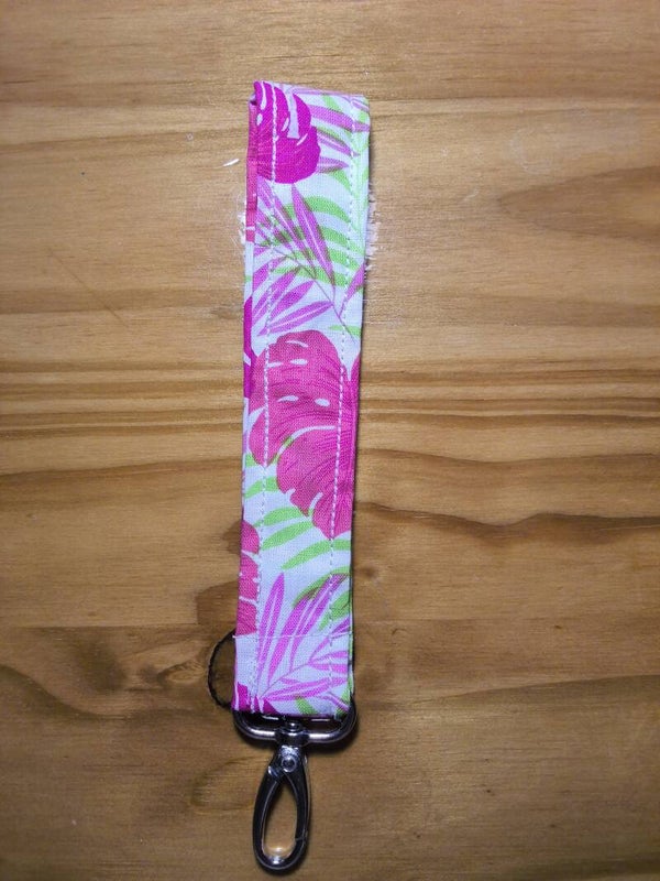 Pink leaf Keychain