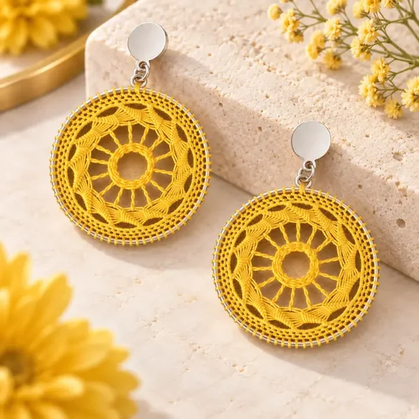 Mandala-oorbellen Geel – 4 cm