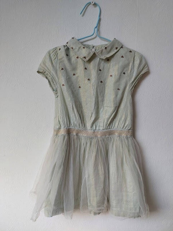 ♦ Feestjurk 86/92 *