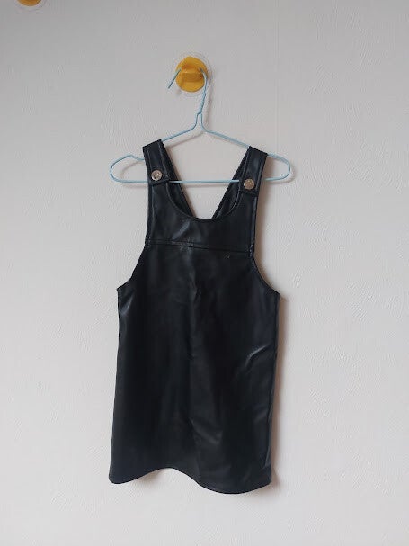 ☻ Zwarte jurk 110/116