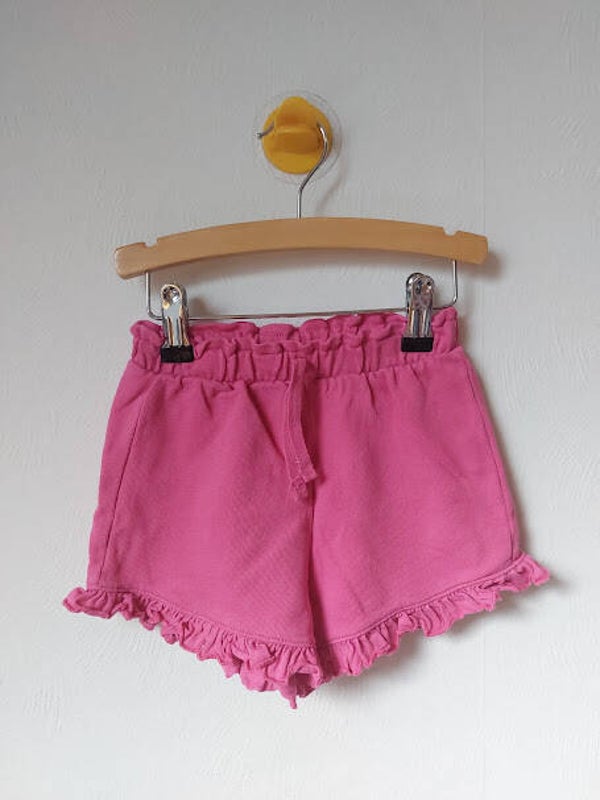 ☺ Zara 104