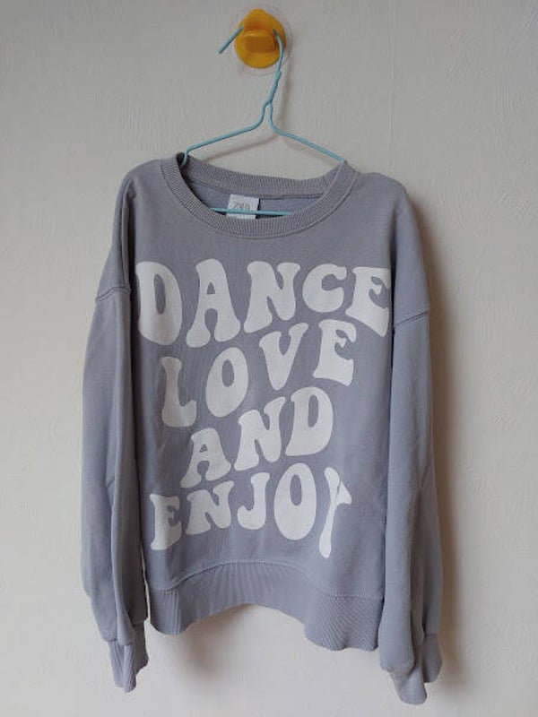 ☻ Zara 140