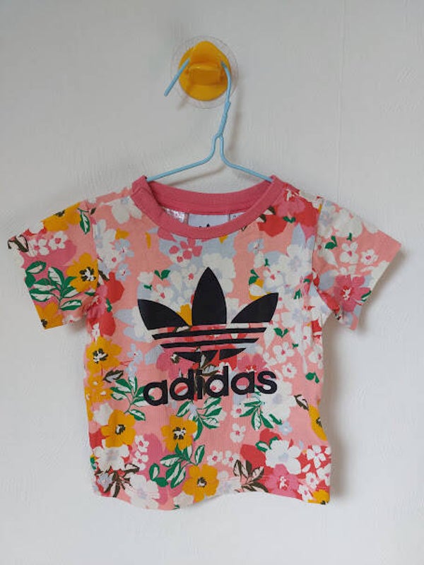 ☻ Adidas 74