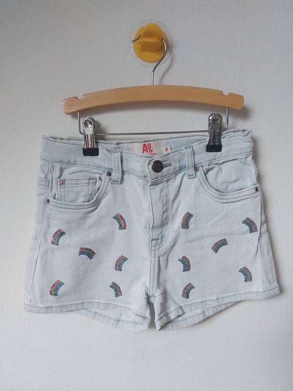 ☼ American Outfitters 10Y