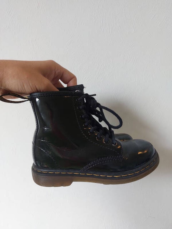 ♥ Dr. Martens 28