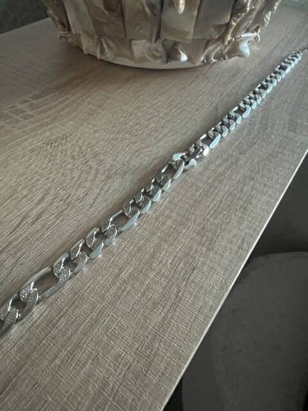 Paid switch neckless silver