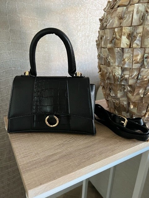 Cute croco bag black