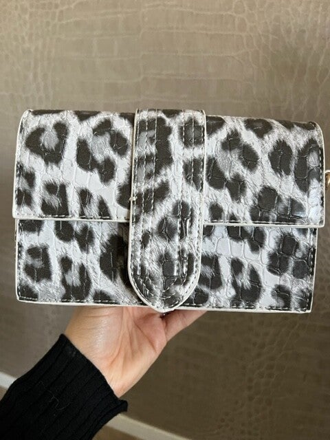 Classic clutch full croco/leo print