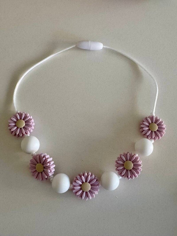 kinderketting - madelief lila/wit