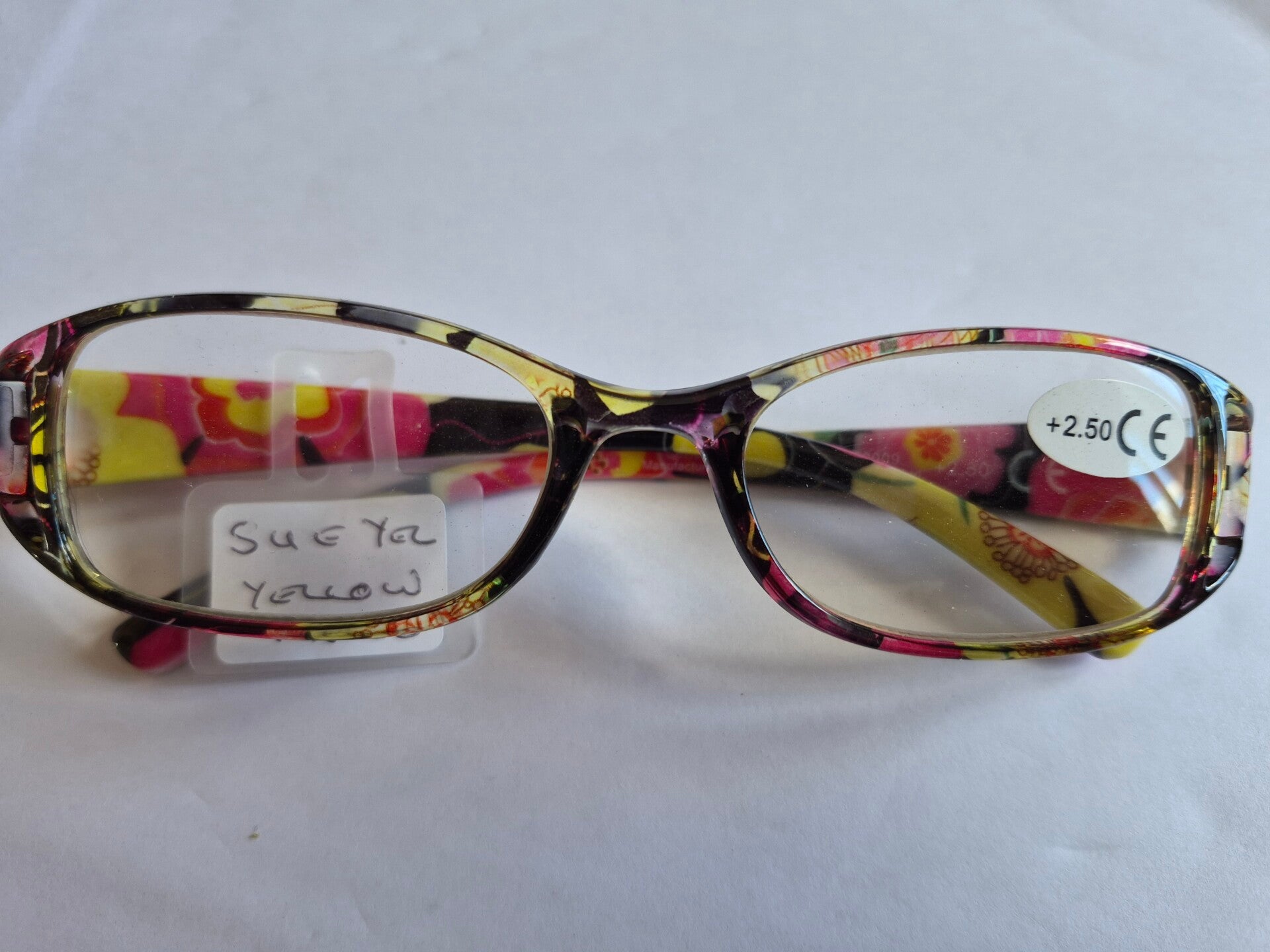 Sue+2.50 Ladies Classic ..colour mix