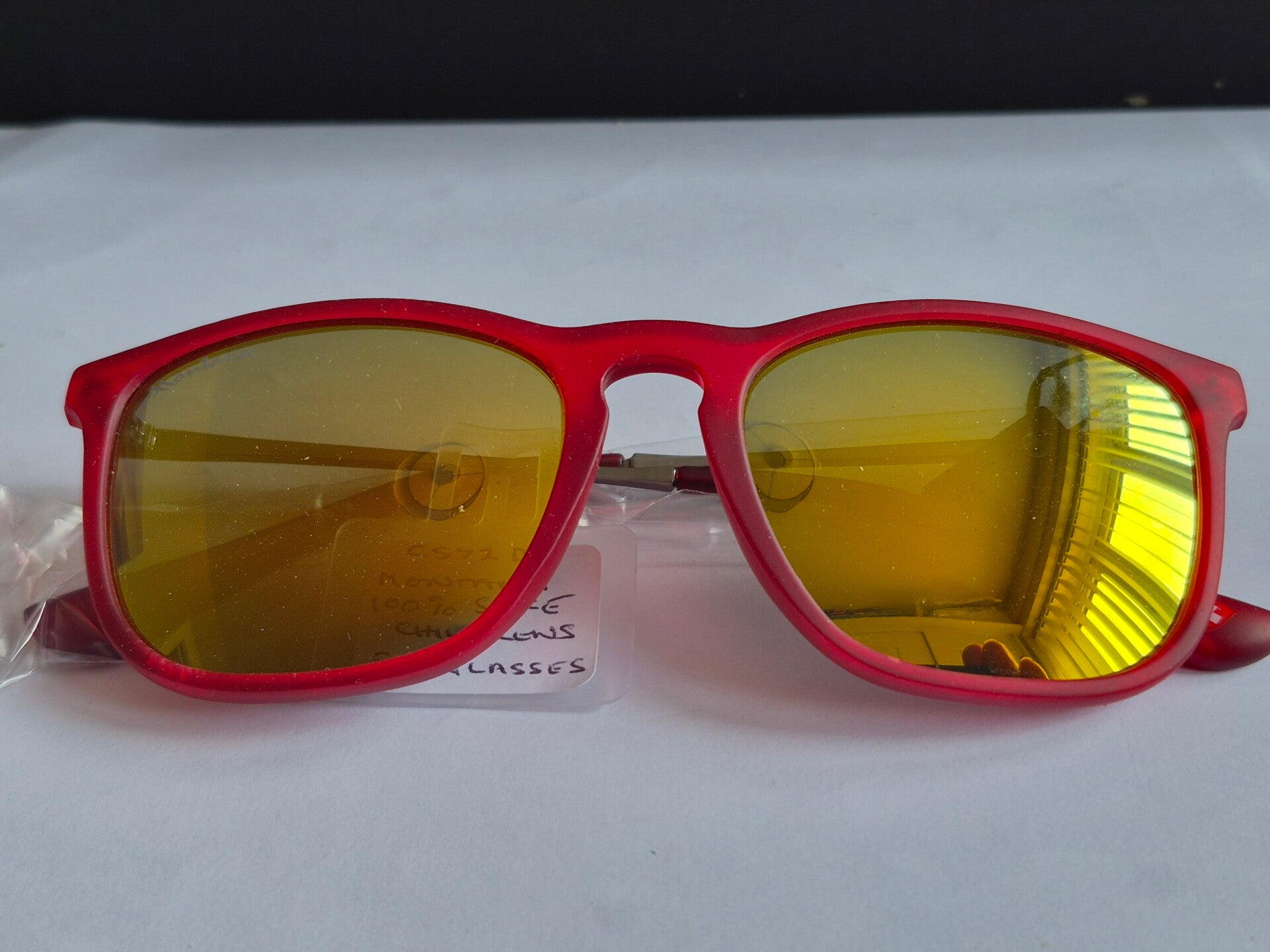 Cs 72b Montana designs Red mirror