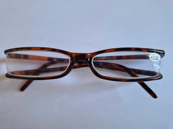 R13  +3.00  Ladies Tortoise double flange Readers