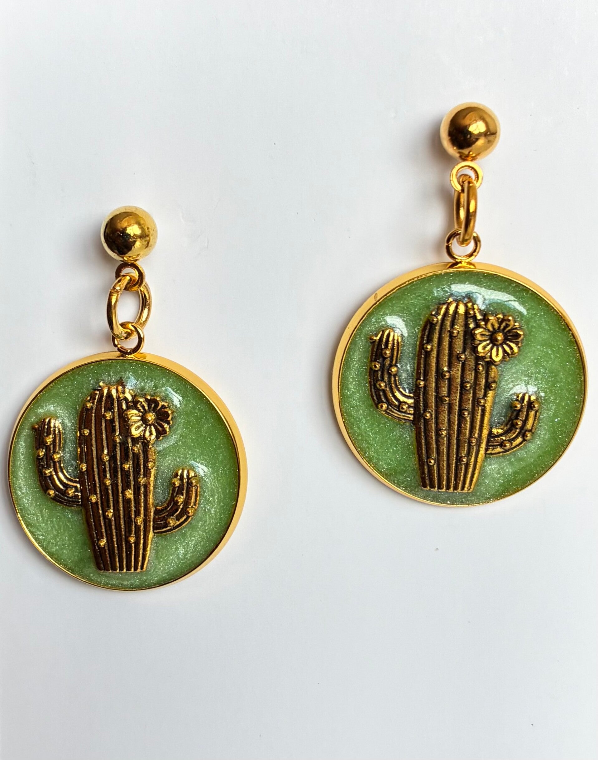 Cactus Penny Disc  Earrings. Pearl Green