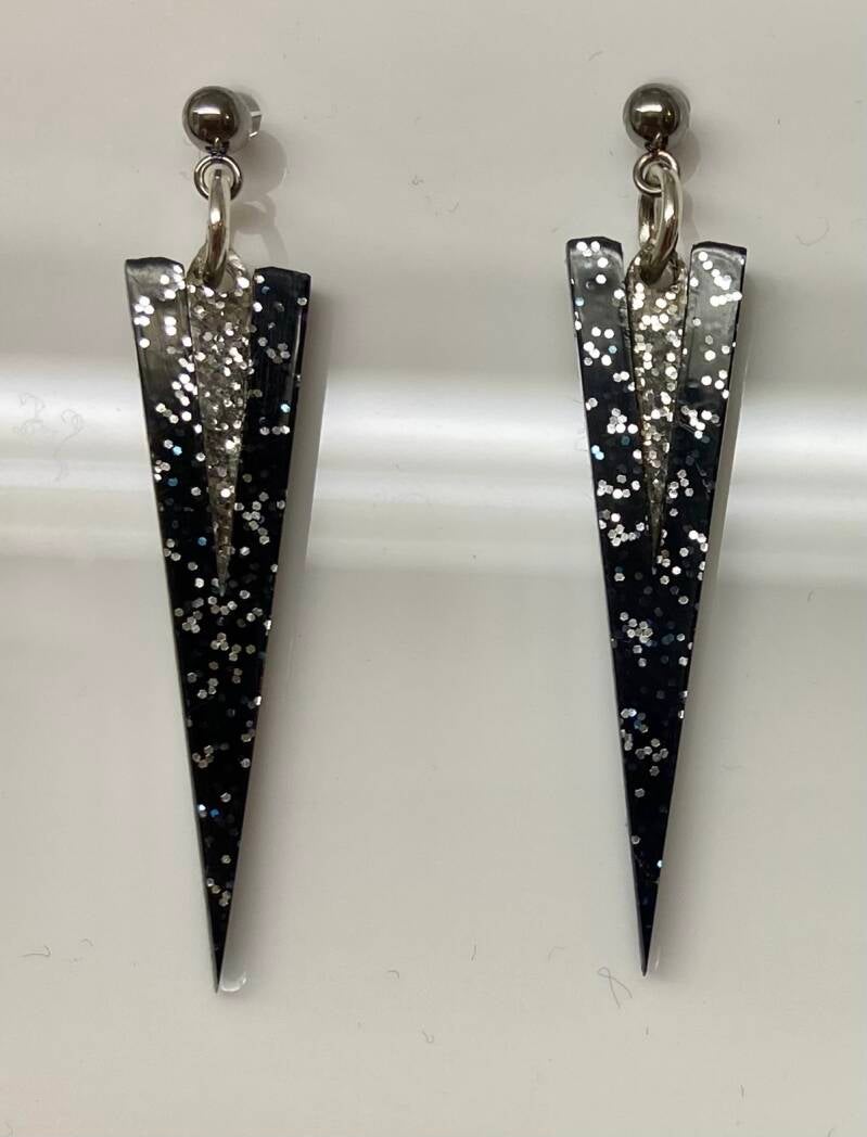 1950’s/Art Deco earrings Black Glitter
