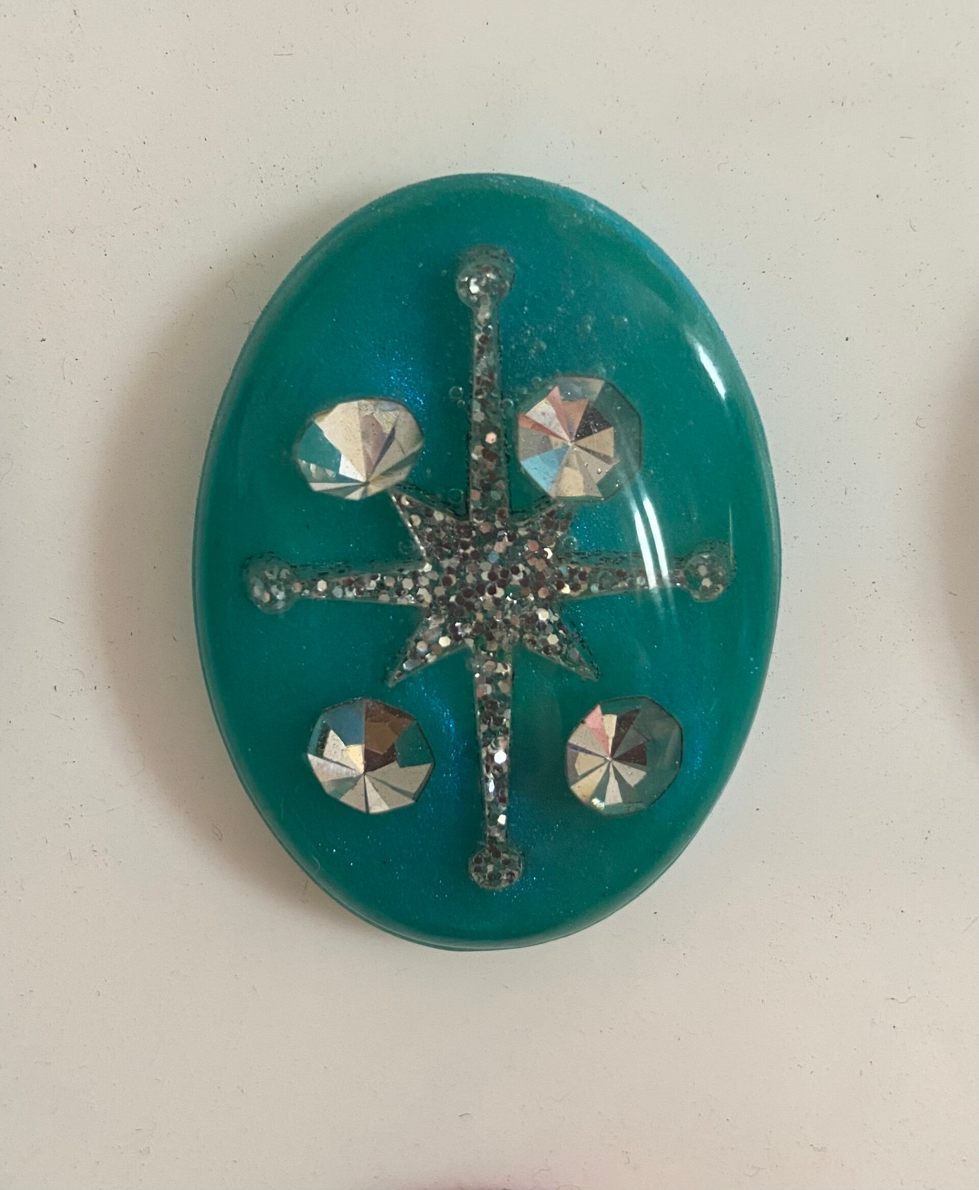 Atomic Starburst Brooch