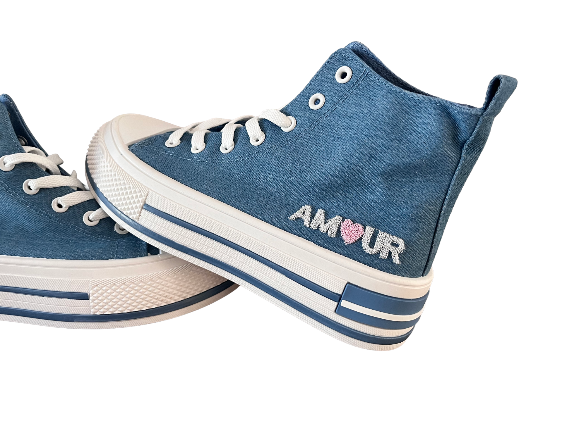Baskets " AMOUR"