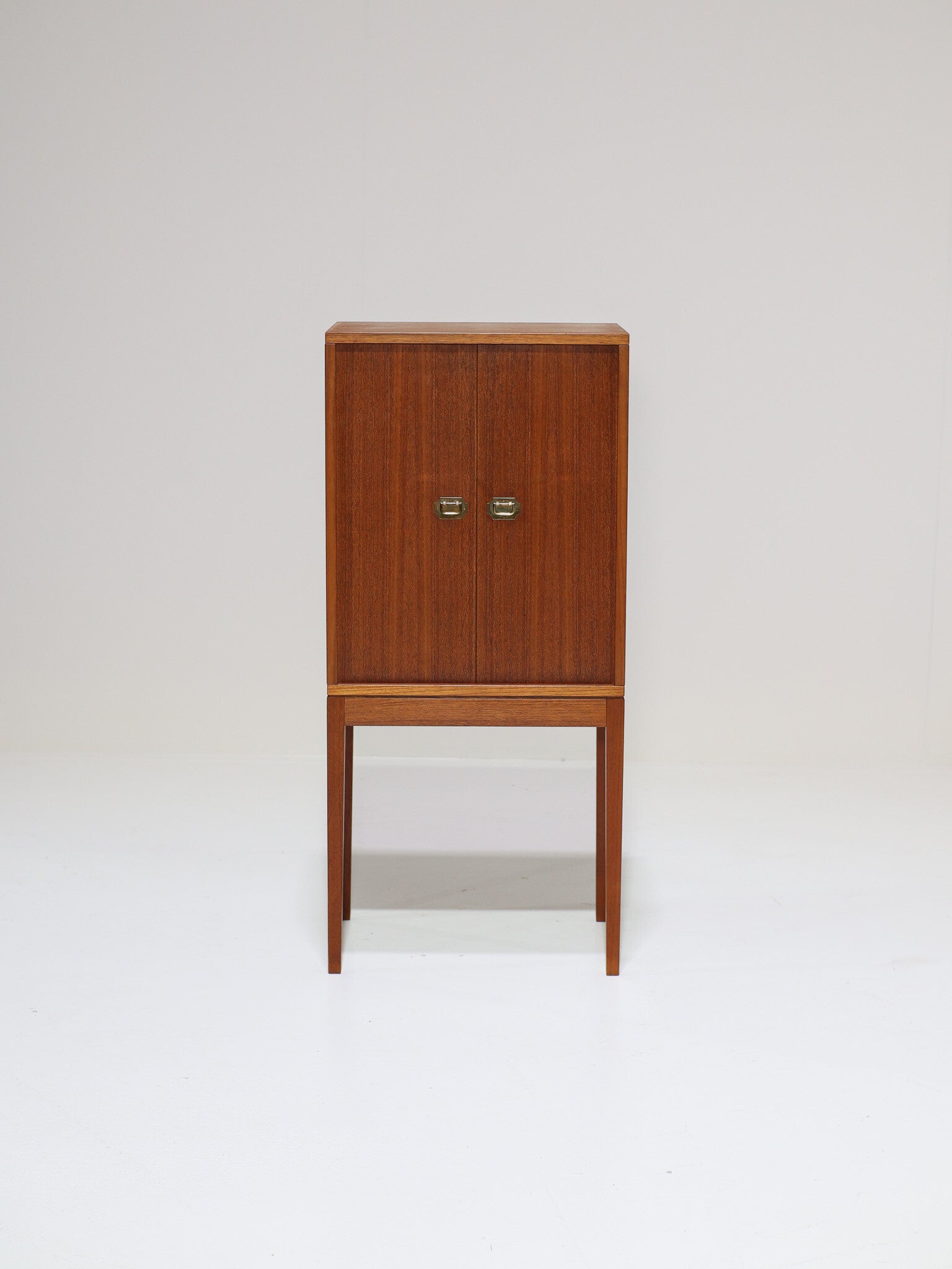 Henning Korch pijp / bar kabinet teak Deens 1960s