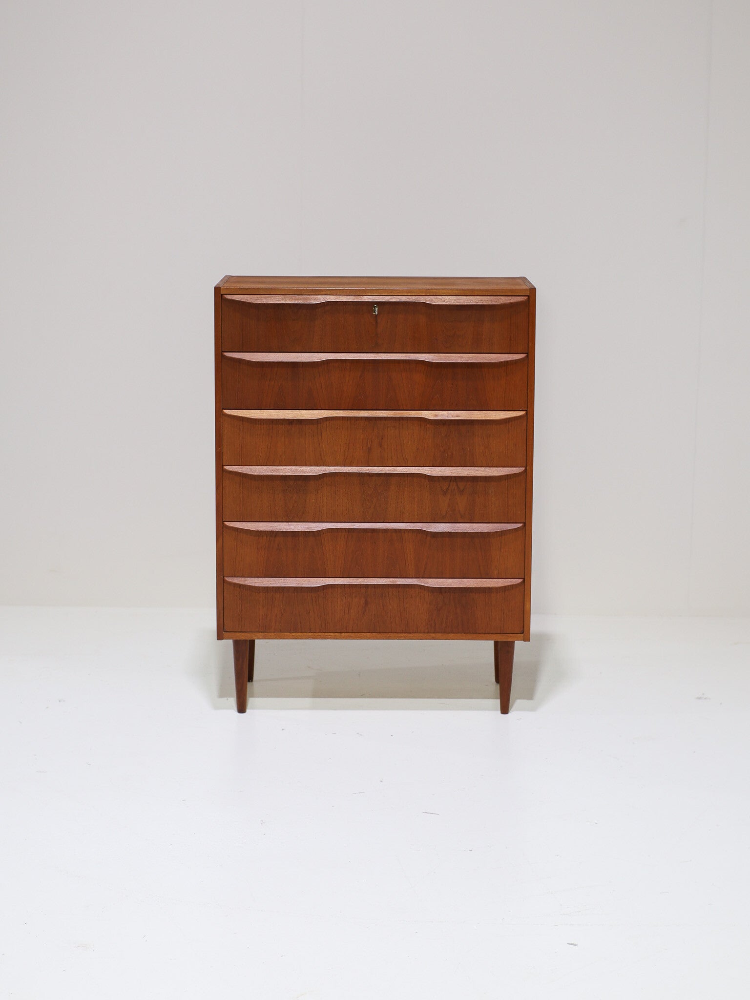 Hoge ladekast teak Deens vintage 1960s