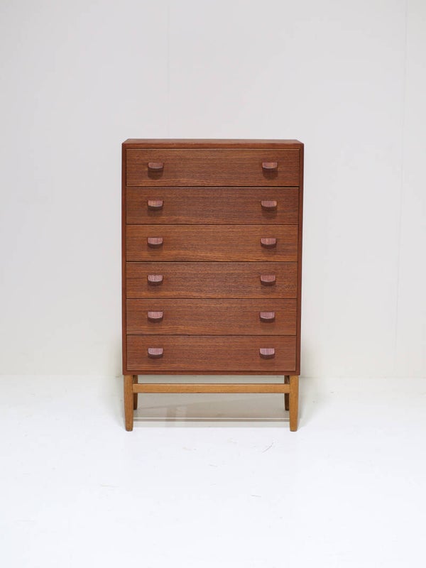 Poul Volther F17 hoge ladekast teak Deens 1950s