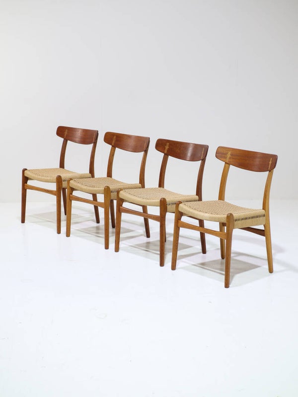 4x Eetkamerstoelen Hans Wegner CH23 Carl Hansen teak eiken 1950s