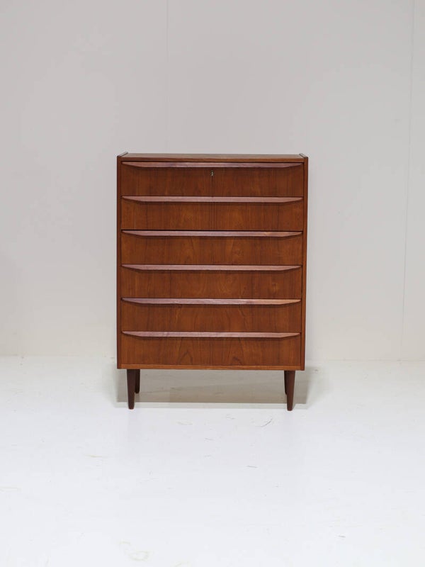 Hoge ladekast vintage teak Deens 1960s tallboy