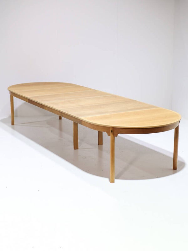 XL Ovale eettafel Øresund Børge Mogensen uitschuifbaar eiken