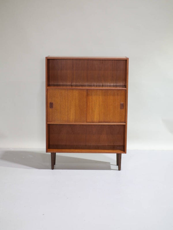 Boekenkast met deurtjes Deens vintage teak