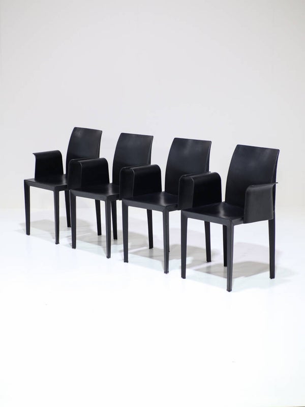 4x Eetkamerstoelen Poltrona Frau Lola Italiaans design