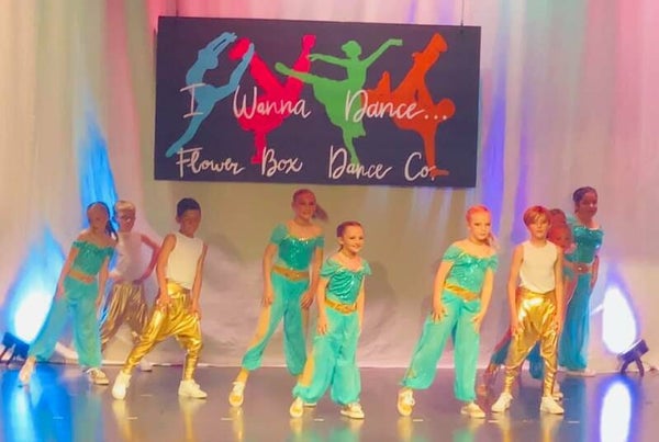 HIP HOP 6 - 8 YEARS OLD (WITH REGULAR CLASS)