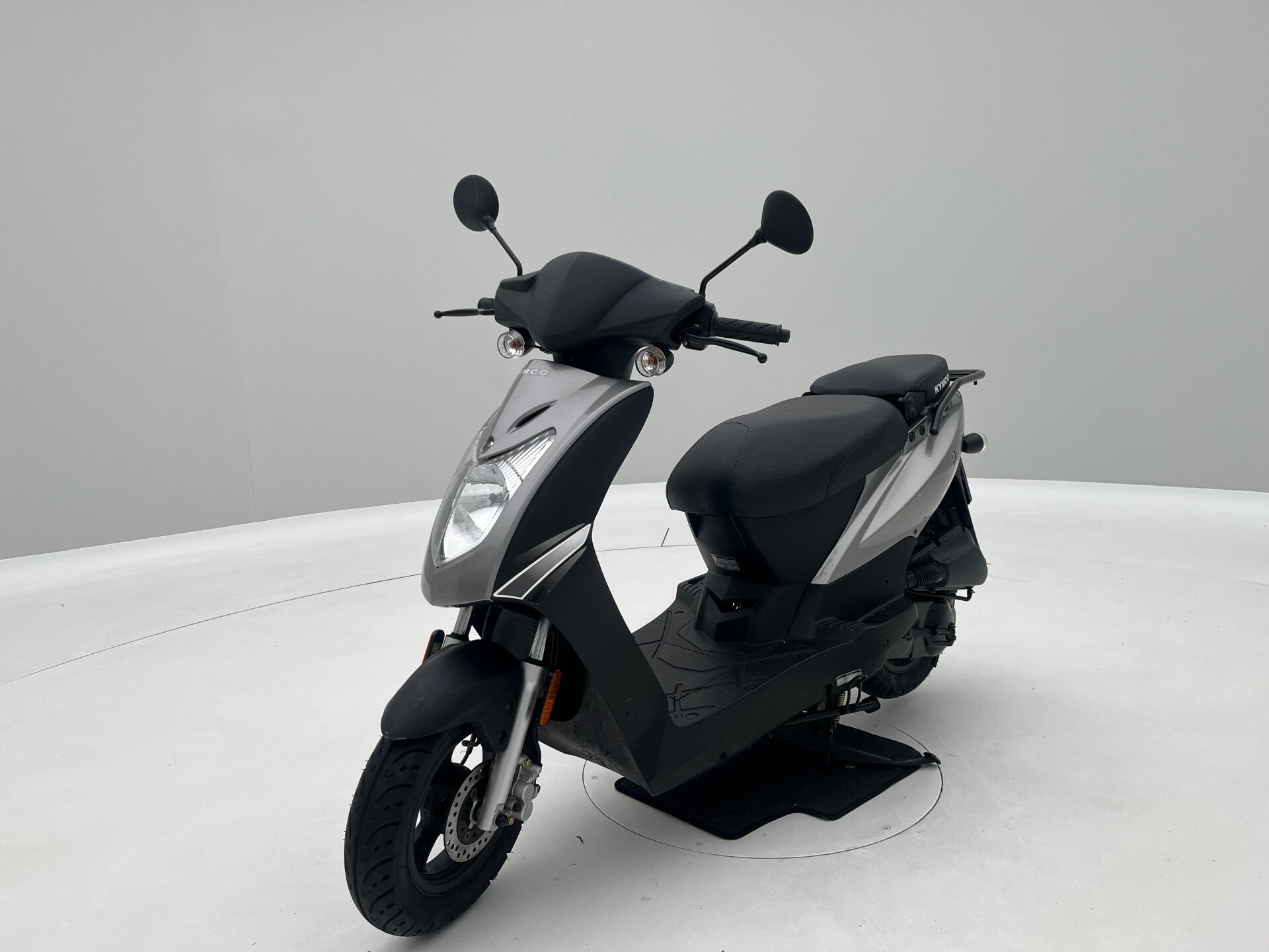 Kymco Agility 10” geelkenteken WEINIG KM