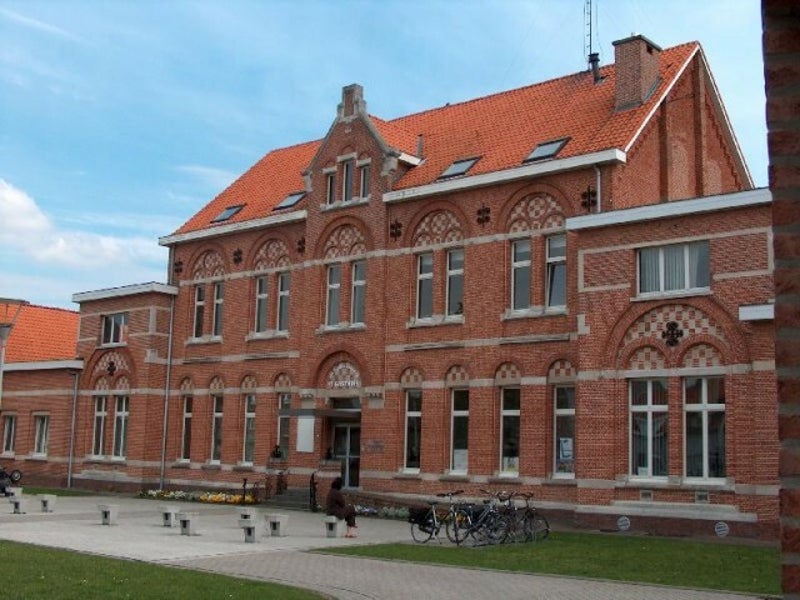 Gemeenschapscentrum 't Gasthuis  Wij staan open voor deelnemers uit Antwerpen (alle districten: Berendrecht , Merksem, Deurne, Hoboken, Ekeren, Borgerhout, Berchem), deelnemers uit de  voorkempen (Brasschaat, Brecht, Essen, Kalmthout, Kapellen, Malle, Ran