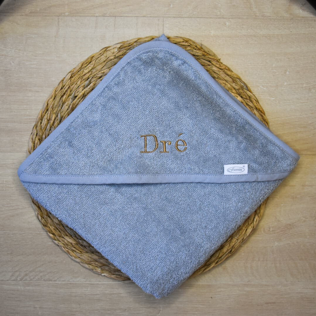 Geborduurde badcape - blauw