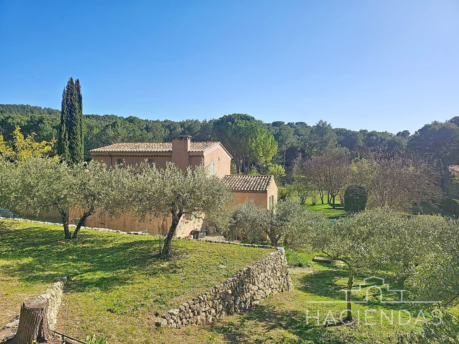 meyrargues-meycom_00102-standard.jpg