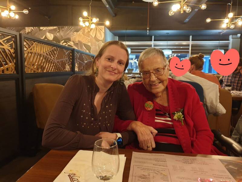 Mijn oma en ik op haar 100e verjaardag