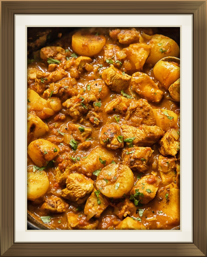 Gogo's spicy chicken curry with potatoes
