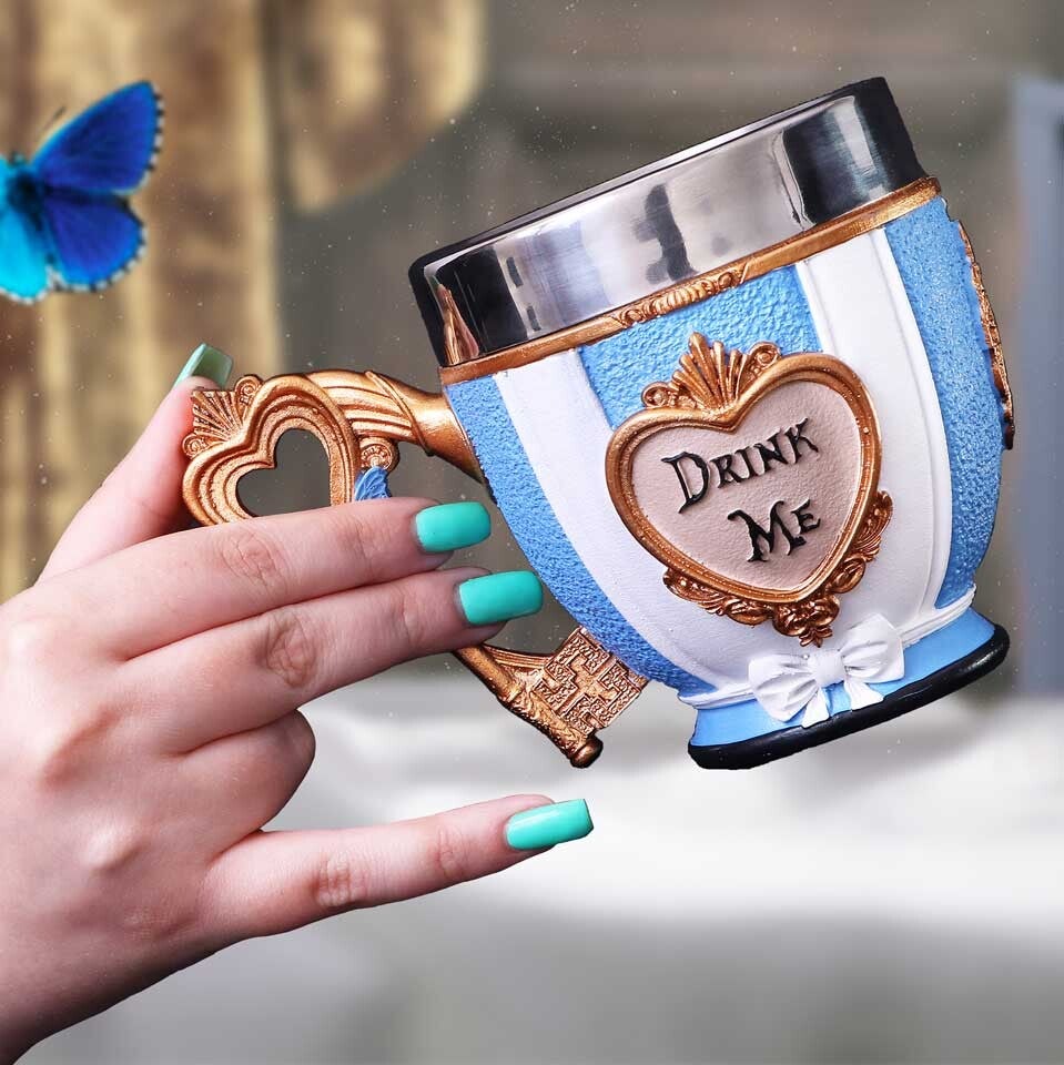 Pinky's Up Alice Cup