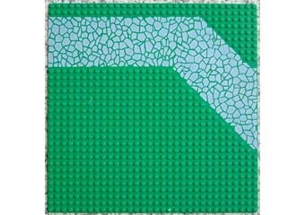Green Baseplate, Road 32 x 32 with Driveway with Light Gray Cobblestones Pattern