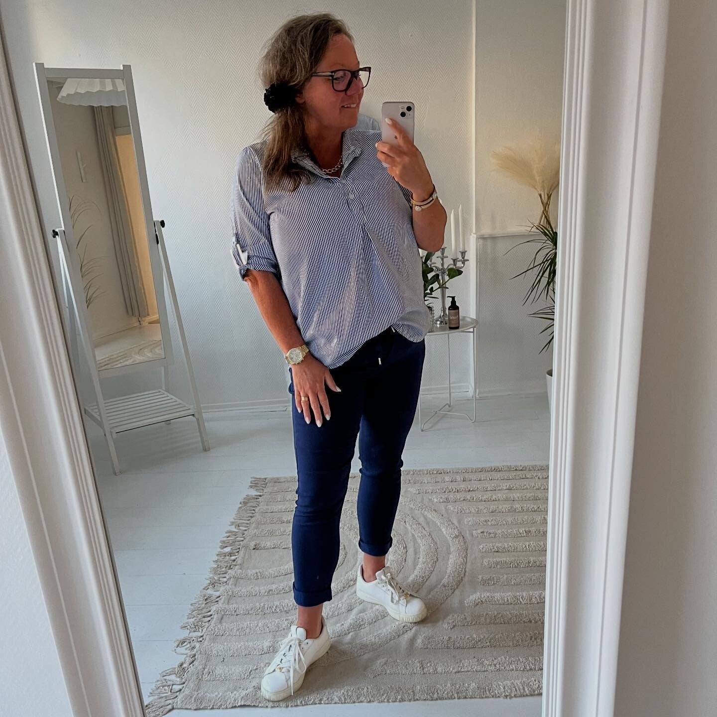 Blå/Vit randig skjorta