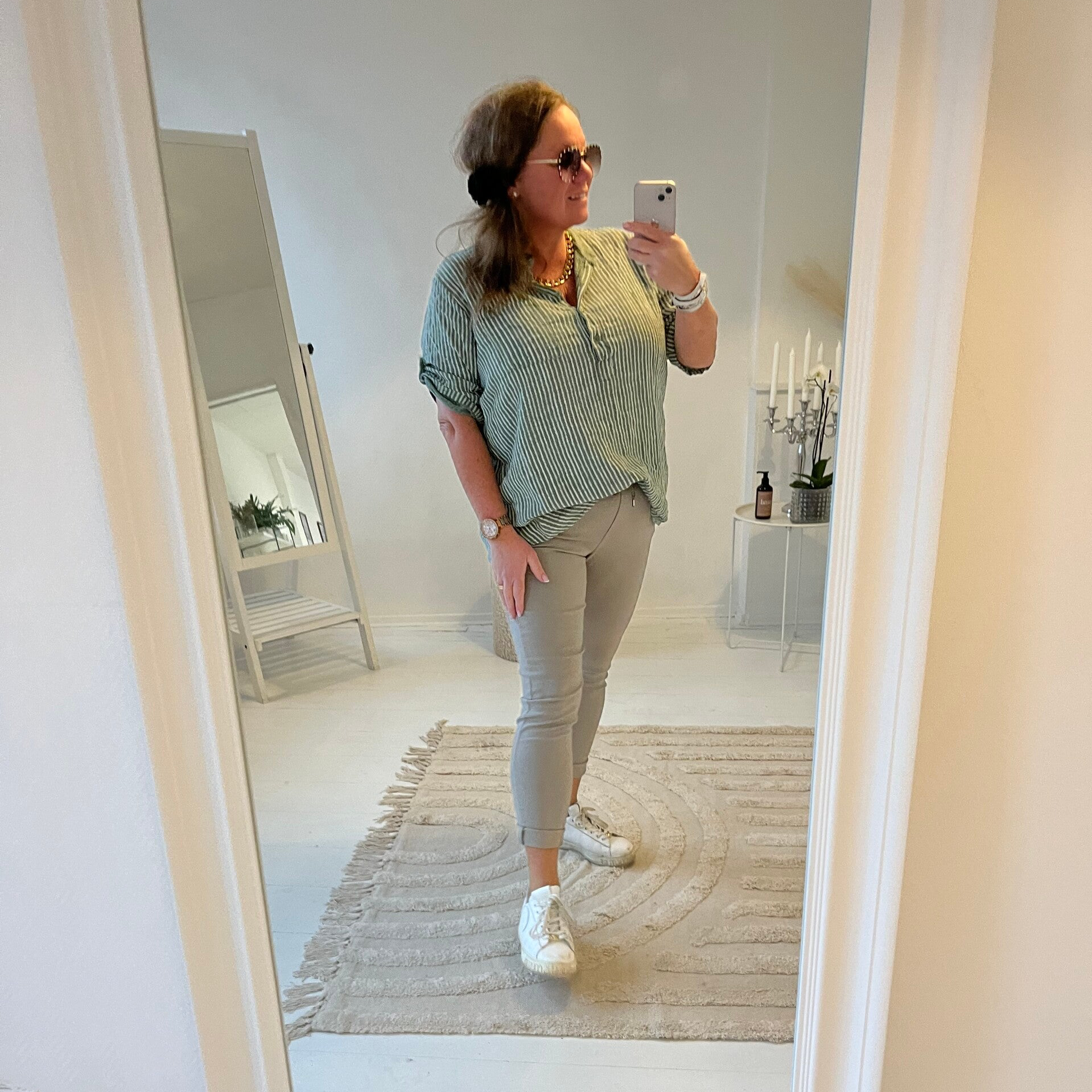 Skjorta khaki/vitrandig