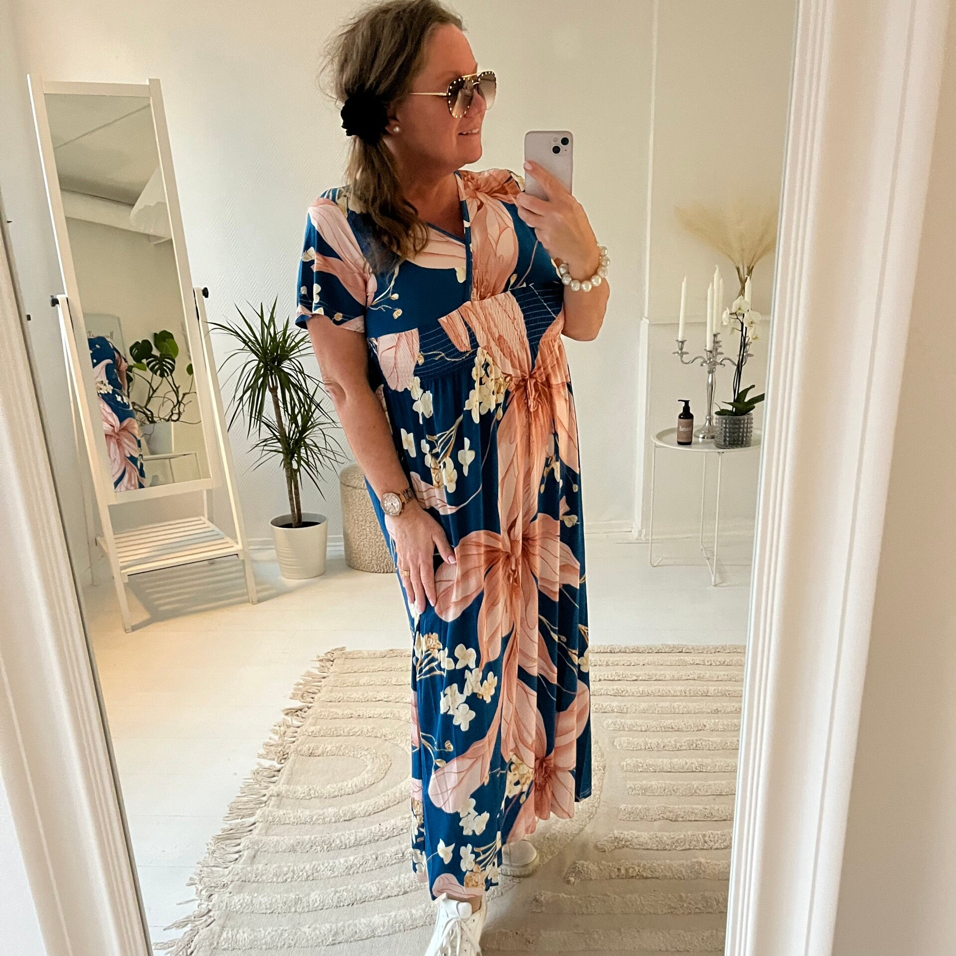 Långklänning blå/rosa blomma