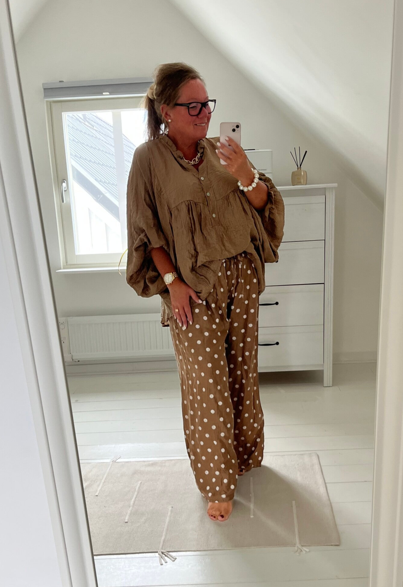 Blus oversize caramell