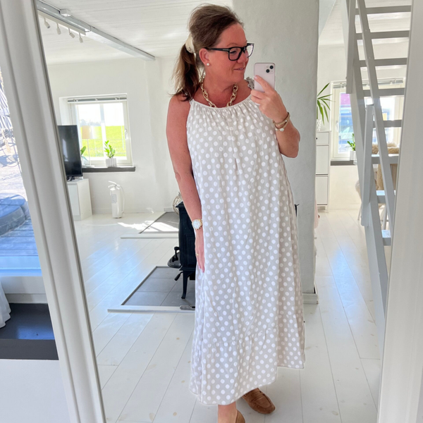 Prickig sommardröm beige